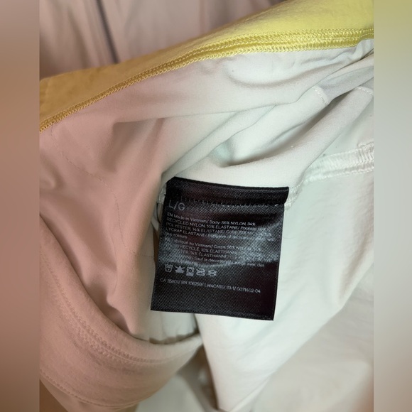 Lululemon💎NWOT💎Cinch-Waist Stretch Shirt Jacket NEW RARE STYLE💎Bone💎Large - Picture 12 of 16